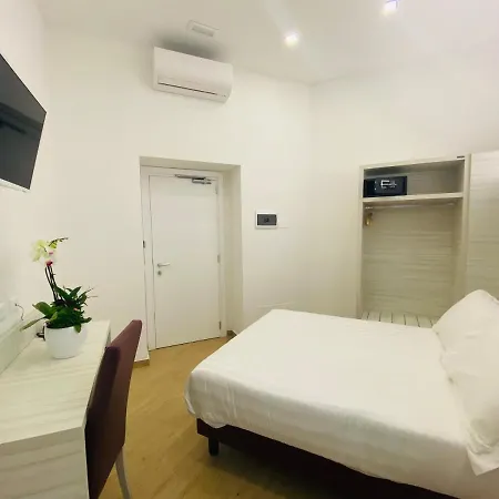 Otel Fioralba 2*