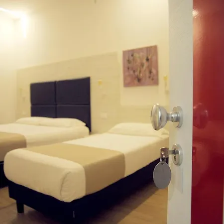 Otel Fioralba 2*